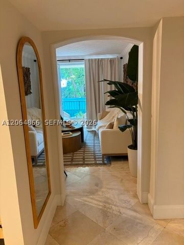 2951 S Bayshore Dr 212, Miami, FL 33133
