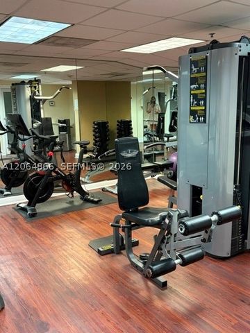 2951 S Bayshore Dr 212, Miami, FL 33133