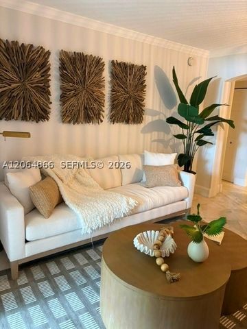 2951 S Bayshore Dr 212, Miami, FL 33133