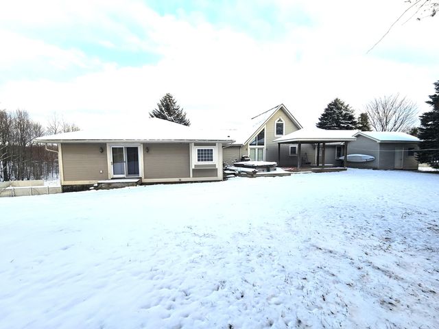 350 Mary Court, Hesperia Vlg, MI 49421