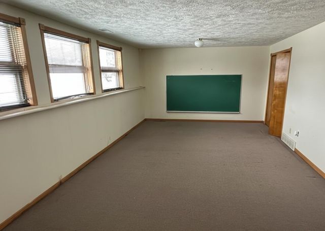 350 Mary Court, Hesperia Vlg, MI 49421