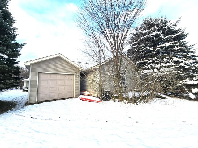 350 Mary Court, Hesperia Vlg, MI 49421