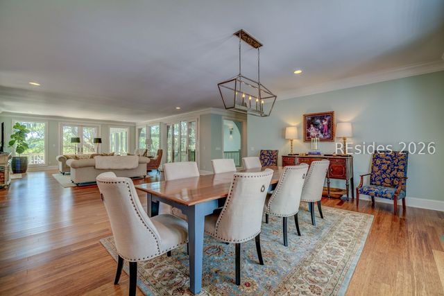 50 N Calibogue Cay Rd, Hilton Head Island, SC 29928