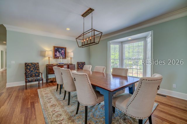 50 N Calibogue Cay Rd, Hilton Head Island, SC 29928