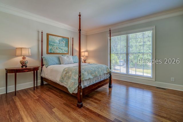 50 N Calibogue Cay Rd, Hilton Head Island, SC 29928