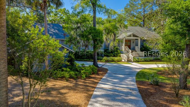 50 N Calibogue Cay Rd, Hilton Head Island, SC 29928
