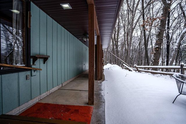 2548 Woodhaven Road, Eau Claire, WI 54703