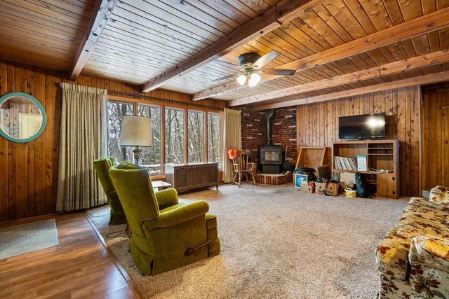 2548 Woodhaven Road, Eau Claire, WI 54703