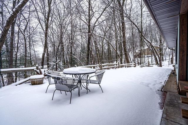 2548 Woodhaven Road, Eau Claire, WI 54703