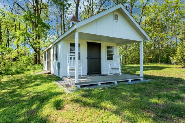 5026 Hilltop Ln, College Grove, TN 37046