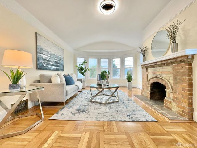 801 Vienna Street, San Francisco, CA 94112