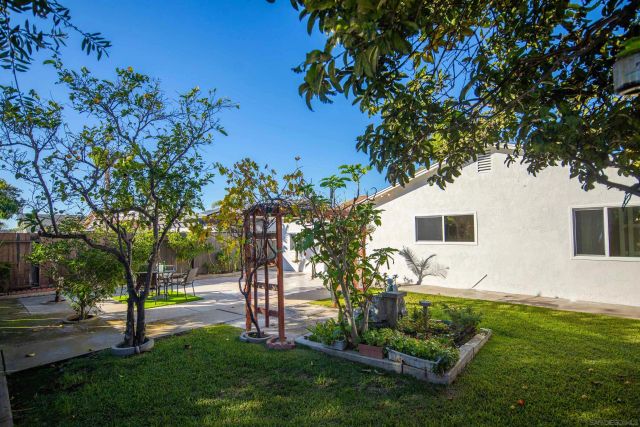 8715 Covina Cir, San Diego, CA 92126