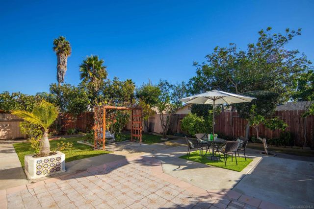 8715 Covina Cir, San Diego, CA 92126