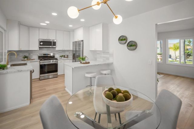 8715 Covina Cir, San Diego, CA 92126