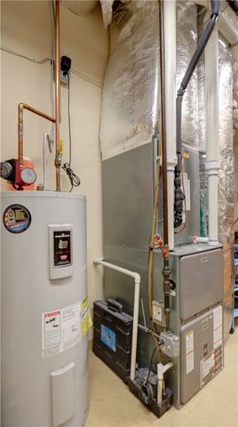 399 Grant Avenue Road, Sennett, NY 13021