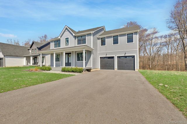 26 Wildwood Drive, Rock Tavern, NY 12575
