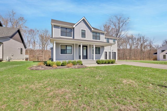 26 Wildwood Drive, Rock Tavern, NY 12575
