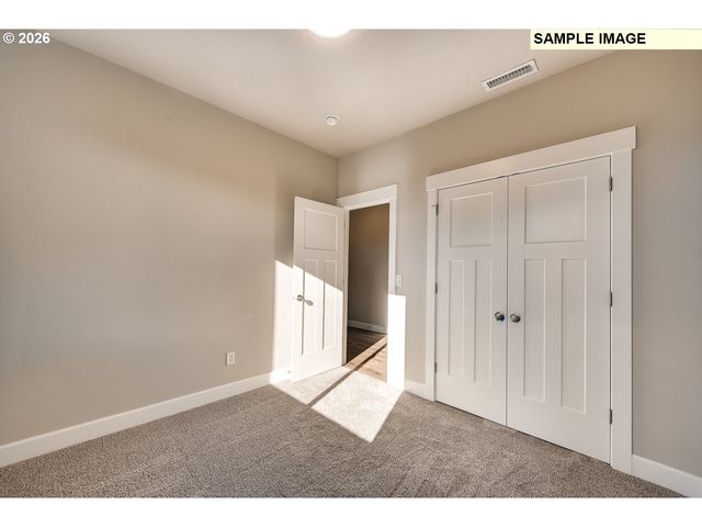 798 Ne Alderwood Dr 88, Estacada, OR 97023