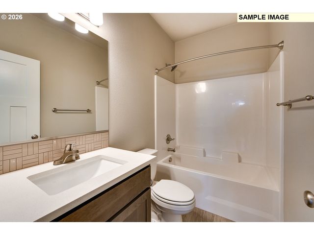 798 Ne Alderwood Dr 88, Estacada, OR 97023