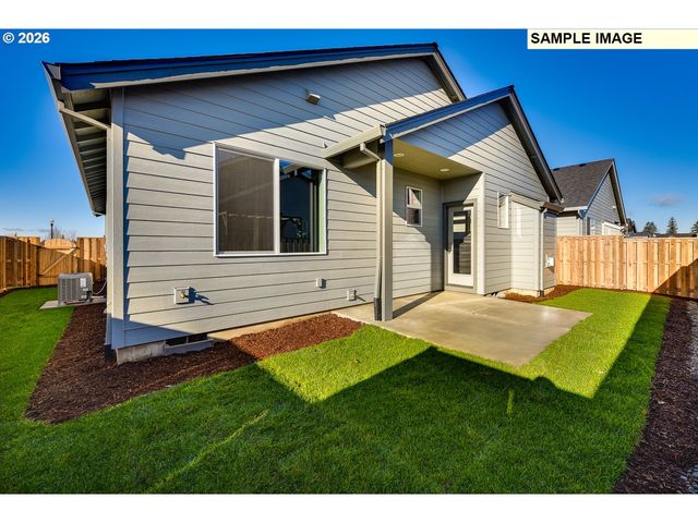 798 Ne Alderwood Dr 88, Estacada, OR 97023