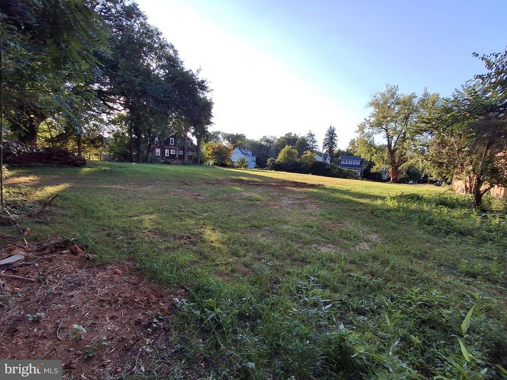 3411 GLEN AVE, Baltimore, MD 21215