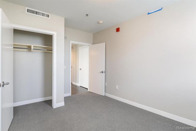 525 W Lafayette Boulevard 18E and 19C, Detroit, MI 48226