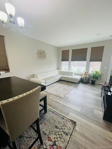 3221 Chambers, Wixom, MI 48393