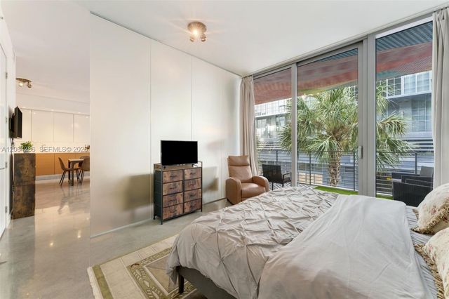 250 NW 24th Street 2B, Miami, FL 33127