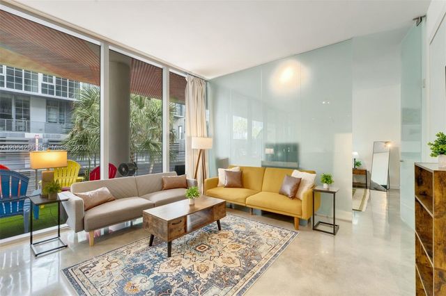 250 NW 24th Street 2B, Miami, FL 33127