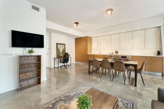 250 NW 24th Street 2B, Miami, FL 33127