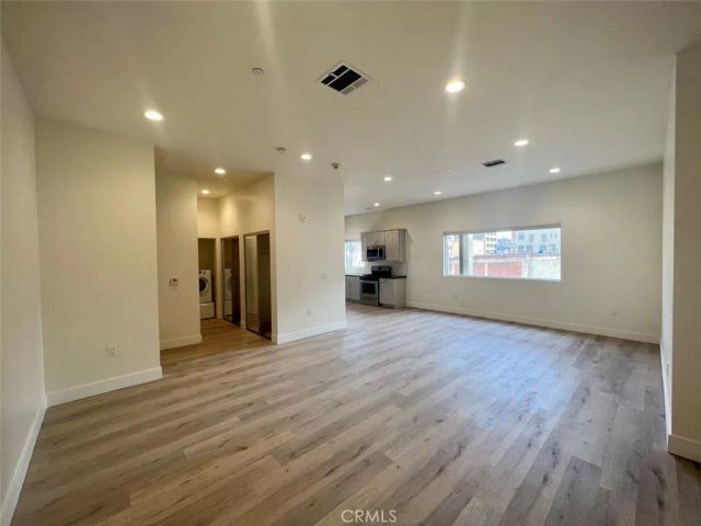 314 6th 609, Los Angeles, CA 90014