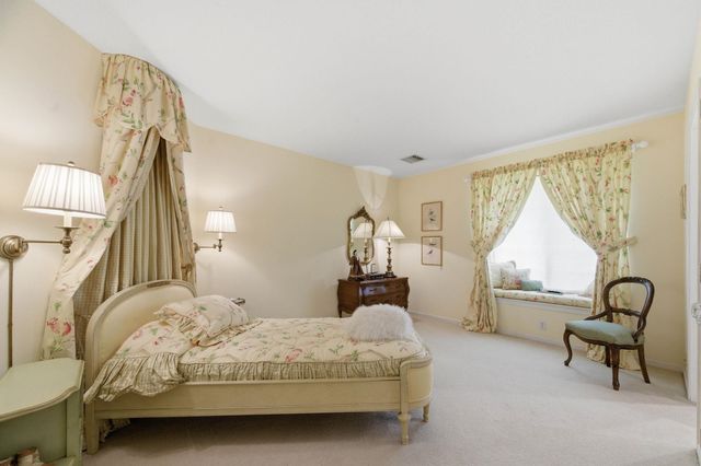 803 N Cypress, Wichita, KS 67206