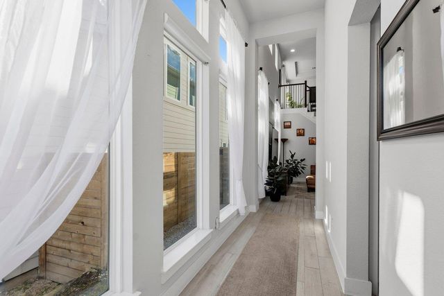 1613 Seeger DR, Pflugerville, TX 78660