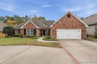 5520 E 86th Street, Tulsa, OK 74137