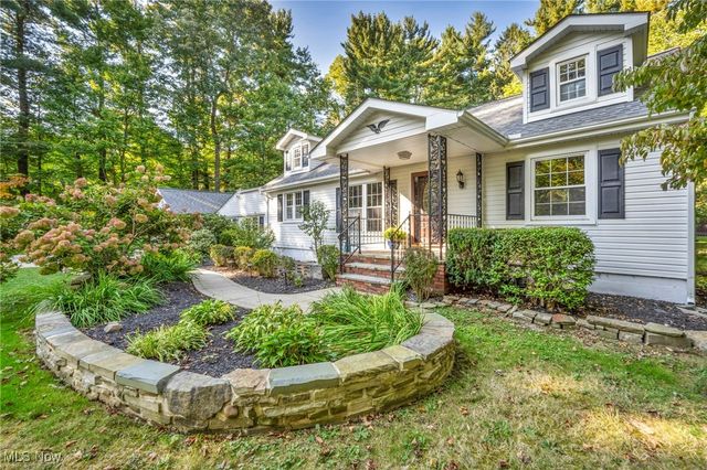 37531 Milann Drive, Willoughby Hills, OH 44094