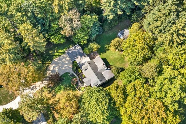 37531 Milann Drive, Willoughby Hills, OH 44094