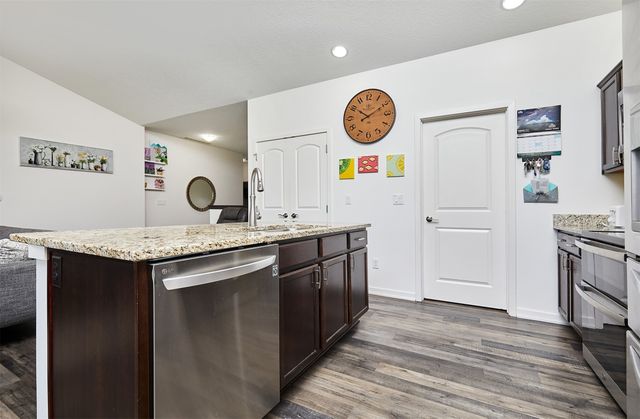 513 SE 15th Street, Grimes, IA 50111