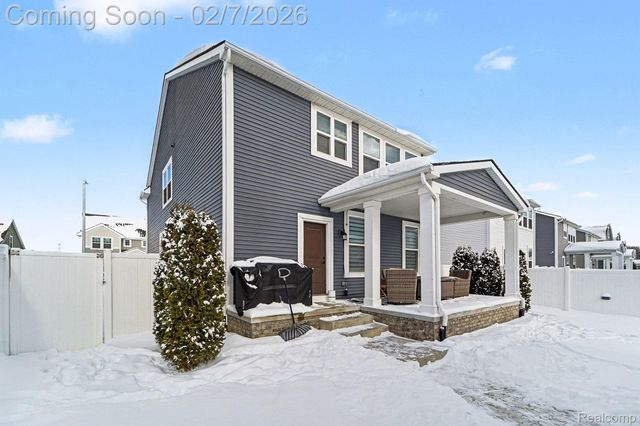 2471 Massoit Road, Royal Oak, MI 48073