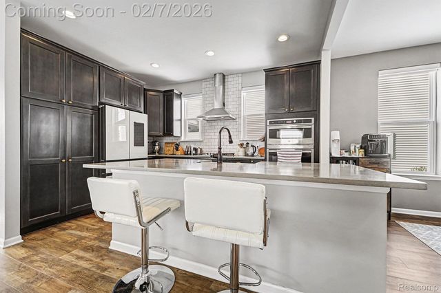 2471 Massoit Road, Royal Oak, MI 48073