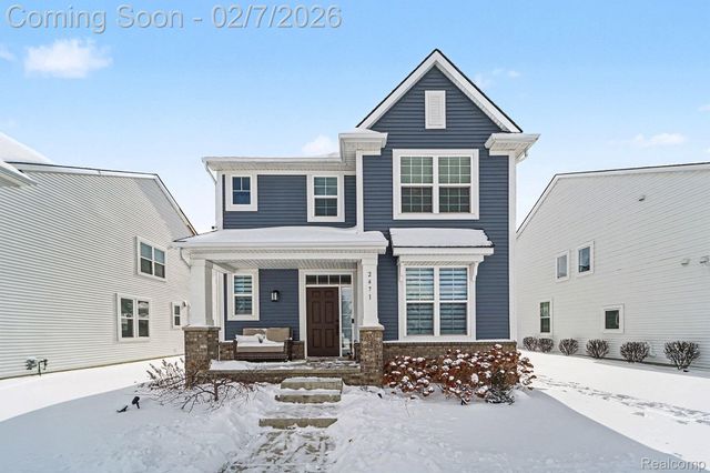 2471 Massoit Road, Royal Oak, MI 48073