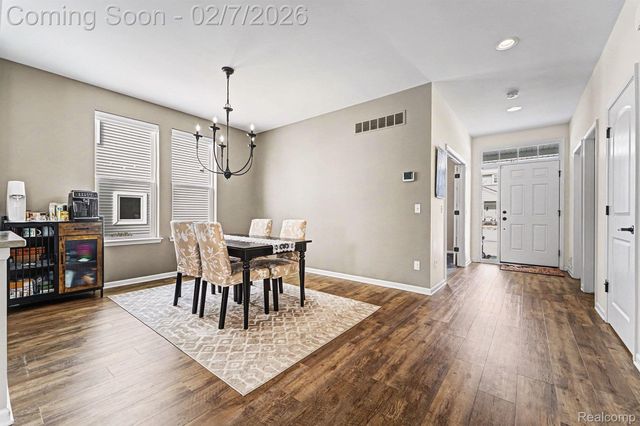 2471 Massoit Road, Royal Oak, MI 48073