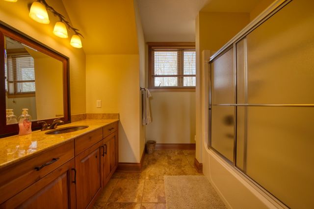 238 Lake Forest Drive, Eureka Springs, AR 72631