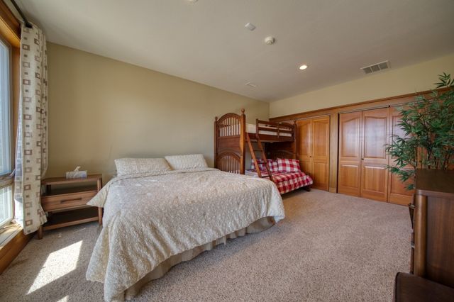 238 Lake Forest Drive, Eureka Springs, AR 72631