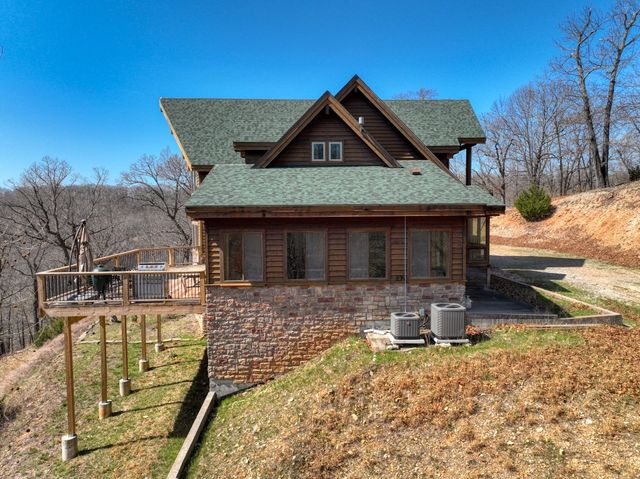 238 Lake Forest Drive, Eureka Springs, AR 72631