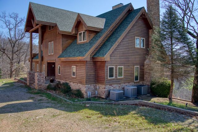 238 Lake Forest Drive, Eureka Springs, AR 72631