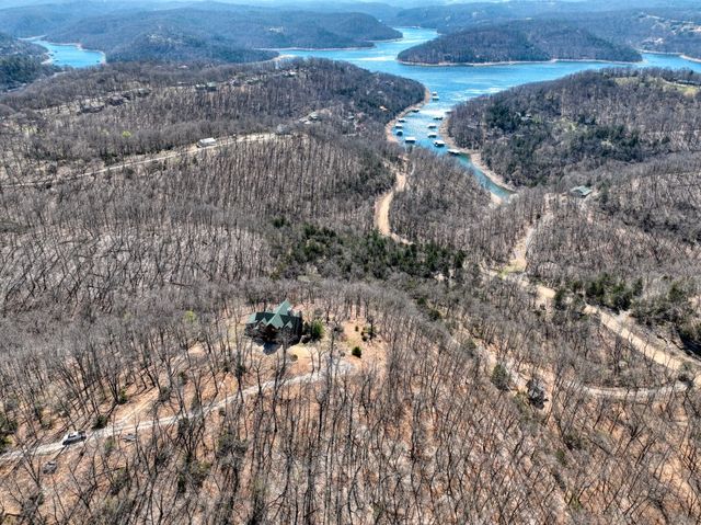 238 Lake Forest Drive, Eureka Springs, AR 72631