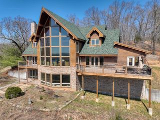 238 Lake Forest Drive, Eureka Springs, AR 72631