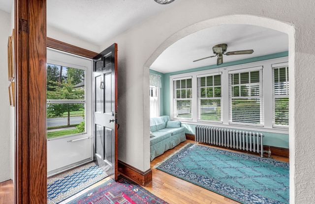 793 Allen St, Springfield, MA 01118