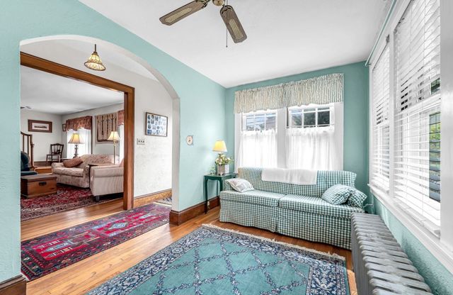 793 Allen St, Springfield, MA 01118