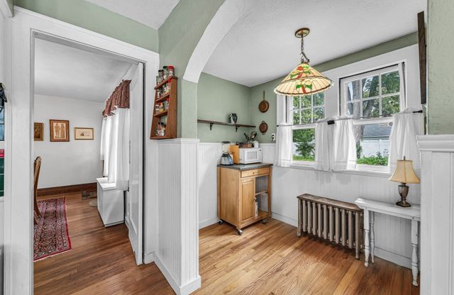 793 Allen St, Springfield, MA 01118